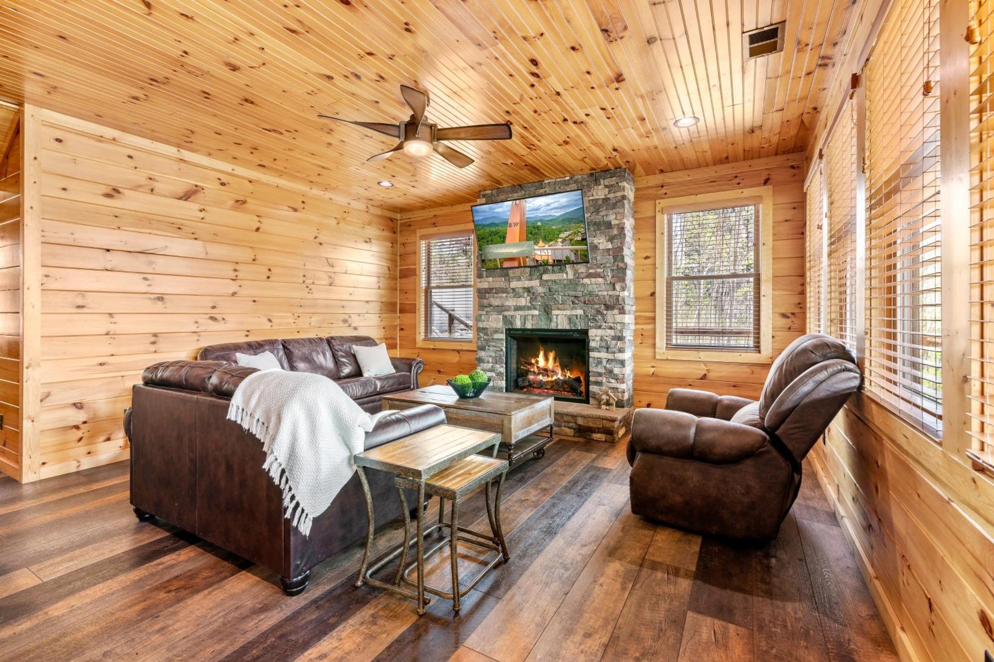 3 Lazy Bears Chalet جاتلينبرج المظهر الخارجي الصورة